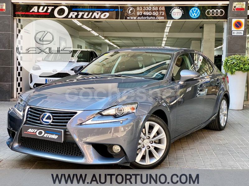 Gris / plata Usado 2013 Lexus IS300h Berlina | 17.995 € (Precio justo) - Imagen 1/4
