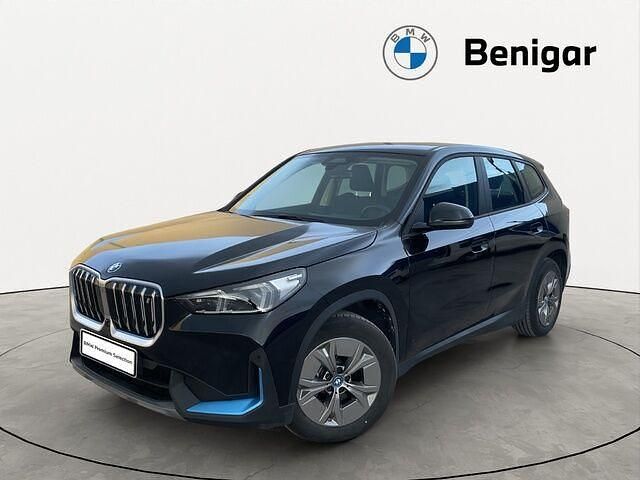 Usado BMW iX1 Comfort Edition 230 kW (313 CV) 2023 Negro SUV