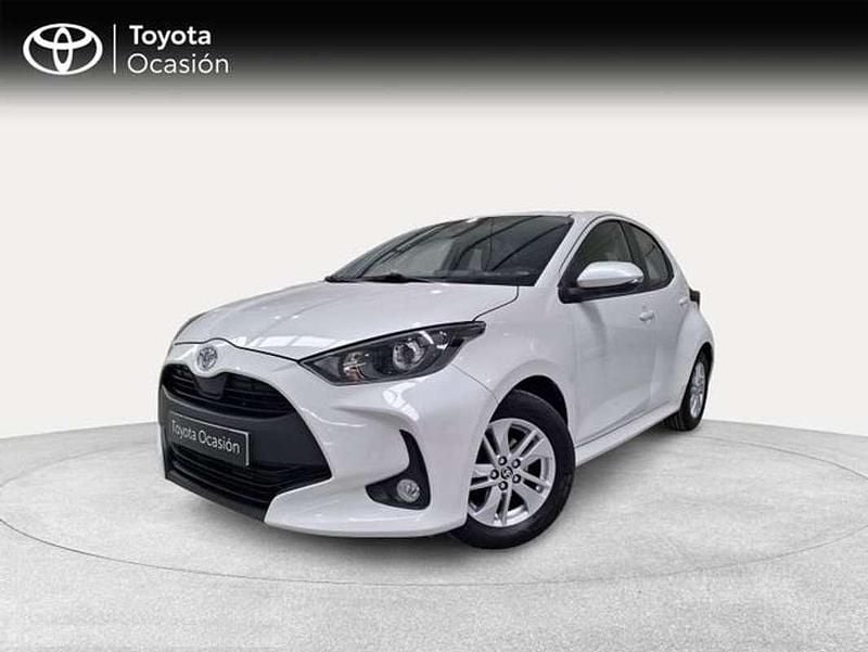 Usado Toyota Yaris Edition 125 CV (91 kW) 2022 Blanco Utilitario