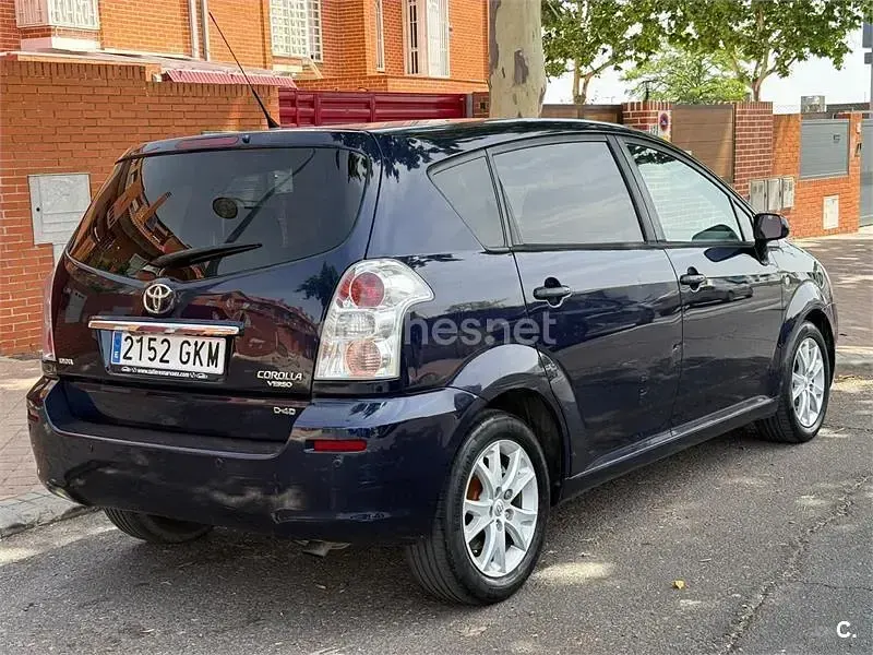 Usado Toyota Corolla Verso Sol 136 CV (100 kW) 2009 Azul Monovolumen