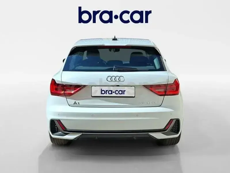 Usado Audi A1 Sportback 95 CV (69 kW) 2023 Blanco Utilitario
