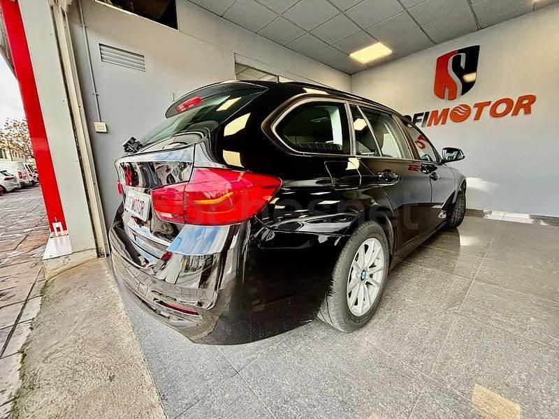 Usado BMW 318 143 CV (105 kW) 2015 Negro Familiar