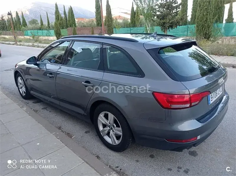 Usado Audi A4 150 CV (110 kW) 2016 Gris / plata Familiar