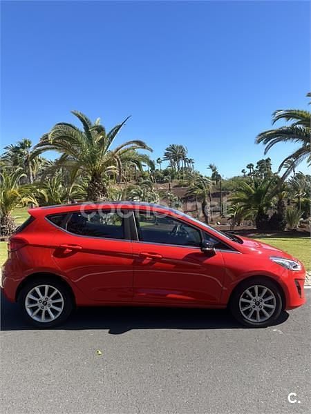 Rojo Usado 2018 Ford Fiesta Vignale Utilitario | 11.990 € (Buen precio) - Imagen 1/4