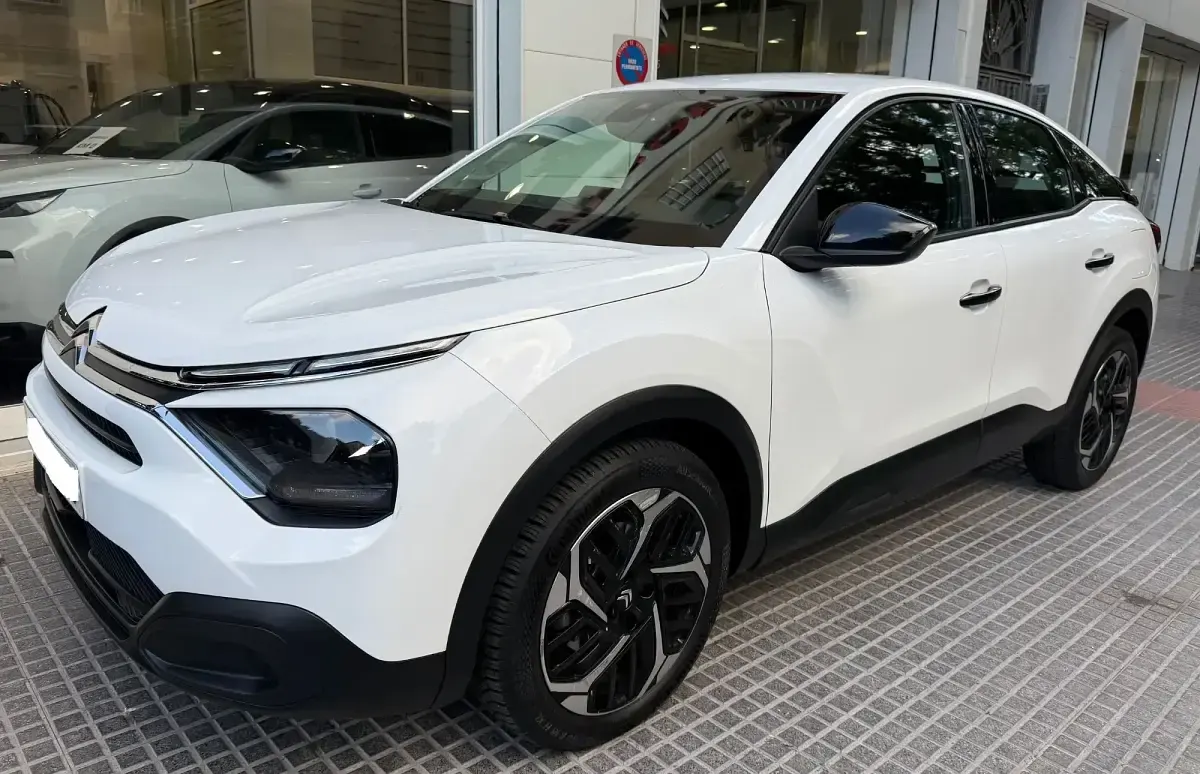 Usado Citroën C4 PureTech 131 CV (96 kW) 2024 Blanco SUV