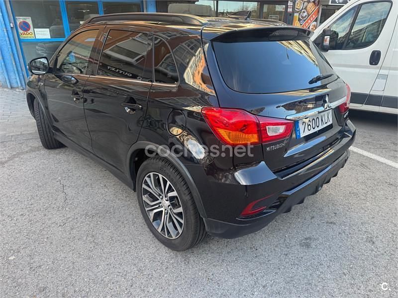 Usado Mitsubishi ASX 114 CV (83 kW) 2018 Negro SUV