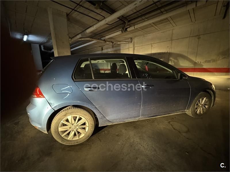 Usado VW Golf Sportsvan 110 CV (80 kW) 2015 Azul Monovolumen