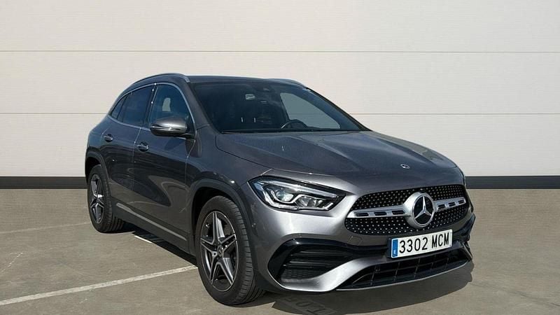 Usado Mercedes GLA200 150 CV (110 kW) 2022 Gris SUV
