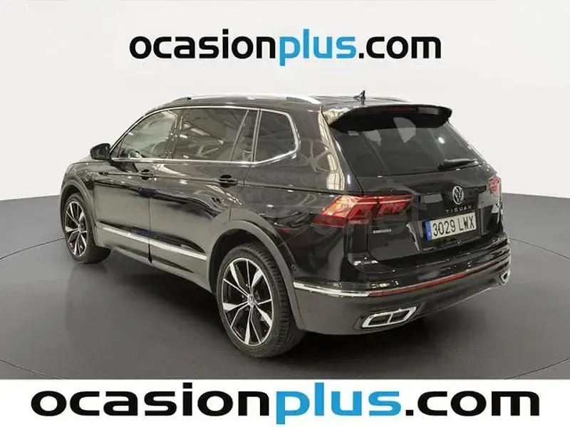 Usado VW Tiguan Allspace R-line 150 CV (110 kW) 2022 Negro SUV