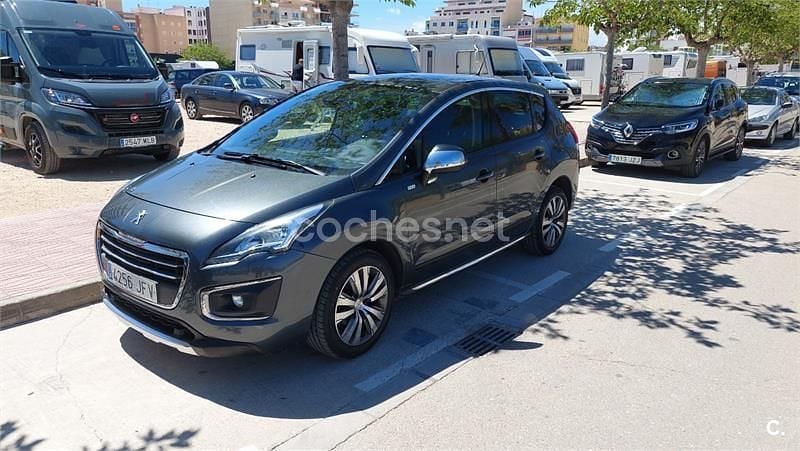 Negro Usado 2015 Peugeot 3008 Style Berlina | 8600 € (Precio justo) - Imagen 1/4