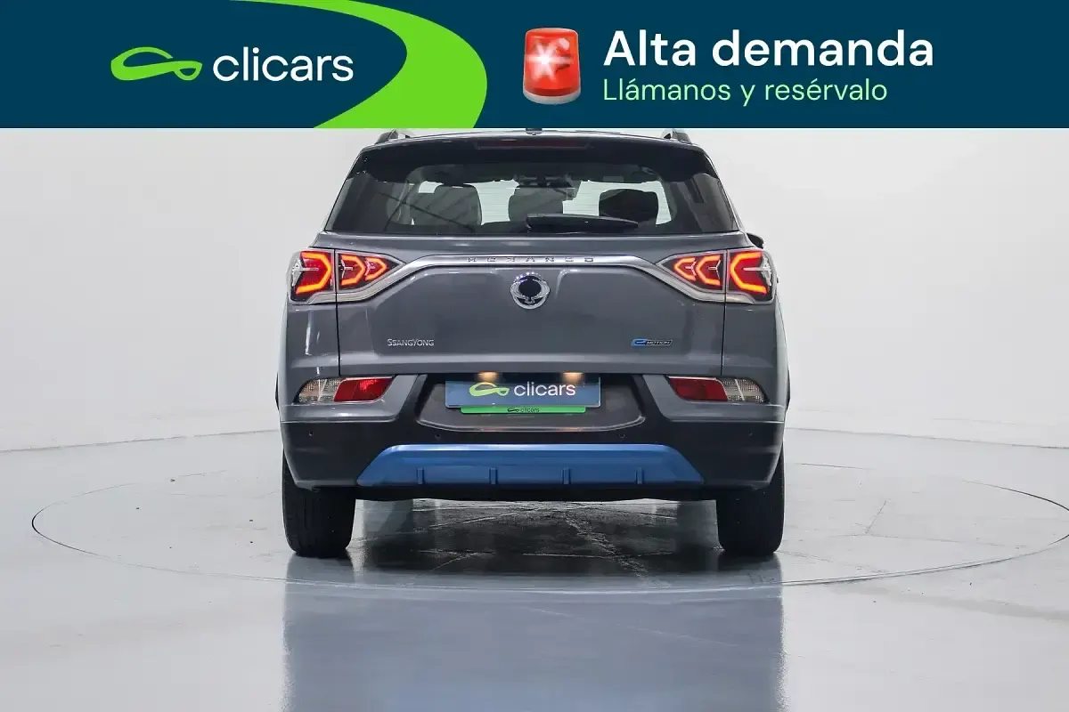 Usado SsangYong Korando Limited 139 kW (190 CV) 2022 Azul SUV