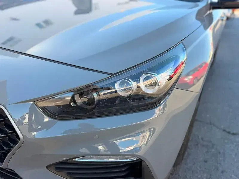 Usado Hyundai i30 N Performance 280 CV (205 kW) 2025 Gris / plata Berlina