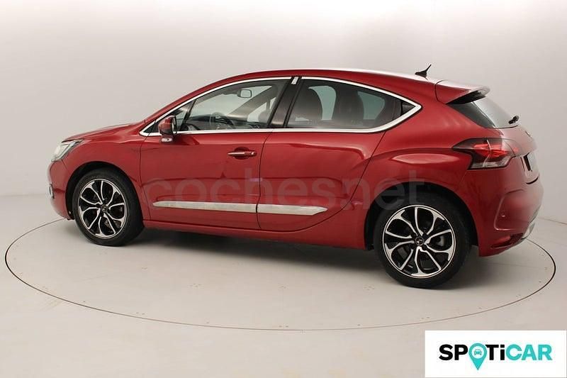 Usado DS Automobiles DS4 131 CV (96 kW) 2016 Rojo Utilitario