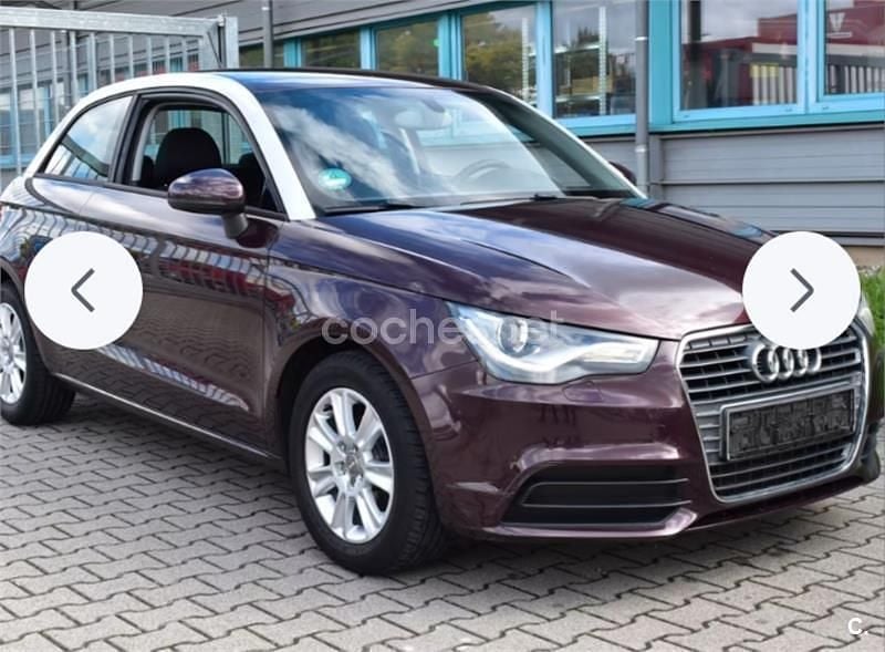Gris / plata Usado 2011 Audi A1 Attraction Berlina | 10.000 € (Precio justo) - Imagen 1/4