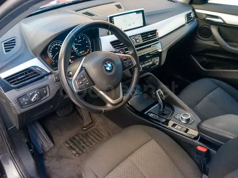 Usado BMW X2 Sport Line 150 CV (110 kW) 2021 Gris / plata SUV