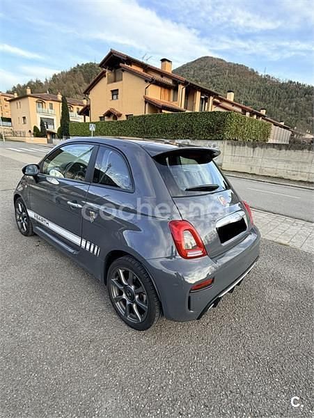 Usado Abarth 595 145 CV (106 kW) 2022 Gris / plata Berlina