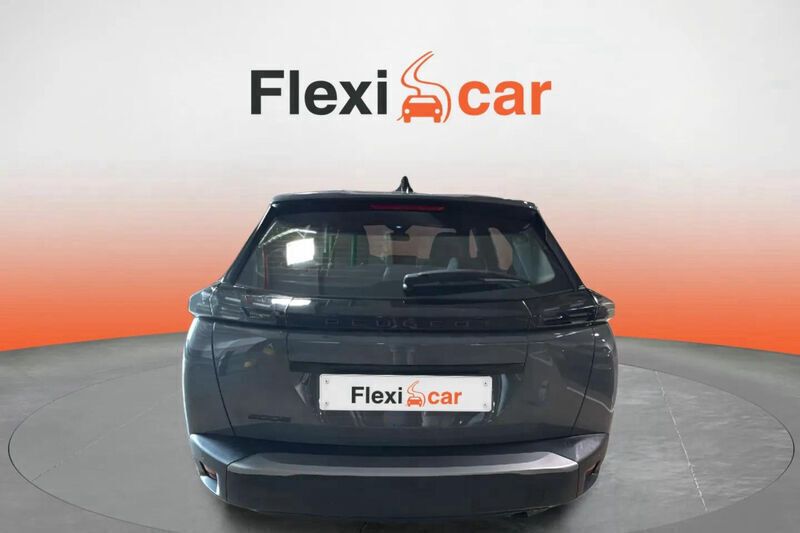 Usado Peugeot 2008 Active 100 CV (73 kW) 2023 Gris SUV