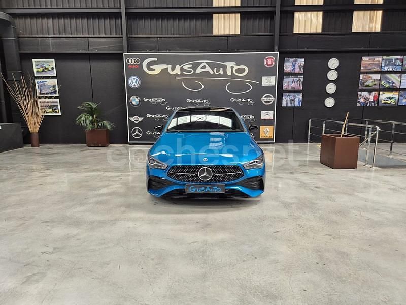Azul Usado 2025 Mercedes CLA220 Berlina | 41.000 € (Precio justo) - Imagen 1/4