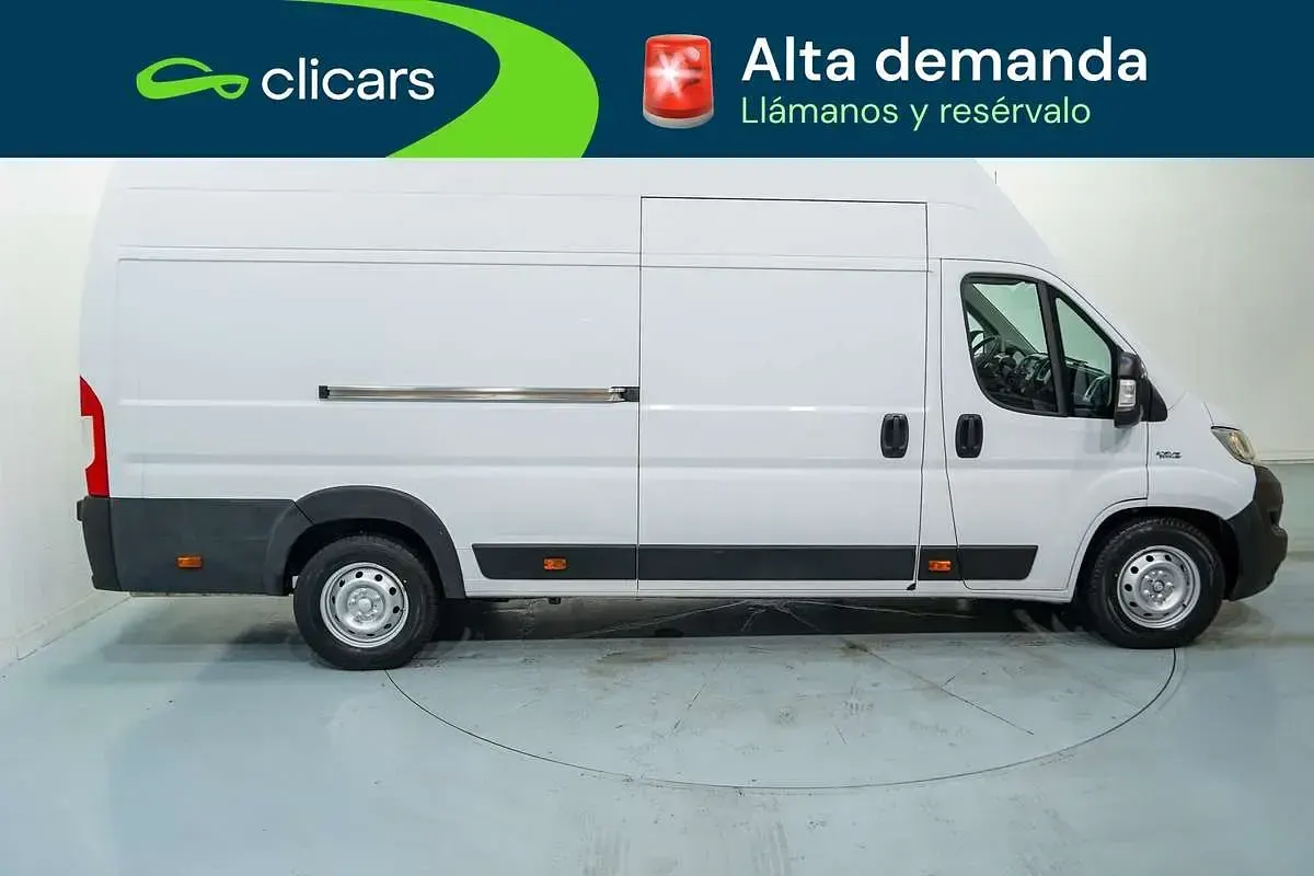 Usado Fiat Ducato 136 CV (100 kW) 2021 Blanco Van