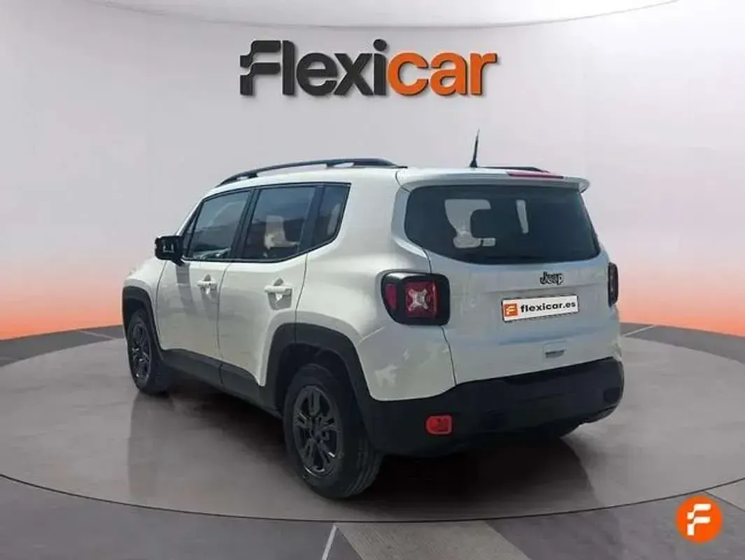 Usado Jeep Renegade Longitude 120 CV (88 kW) 2022 Blanco SUV