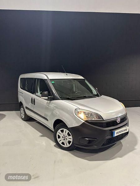 Usado Fiat Doblò Pop 2015 Plateado Monovolumen