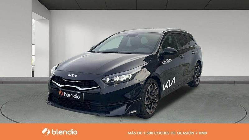 Negro Usado 2024 Kia Ceed Style Utilitario | 29.490 € (Caro) - Imagen 1/4