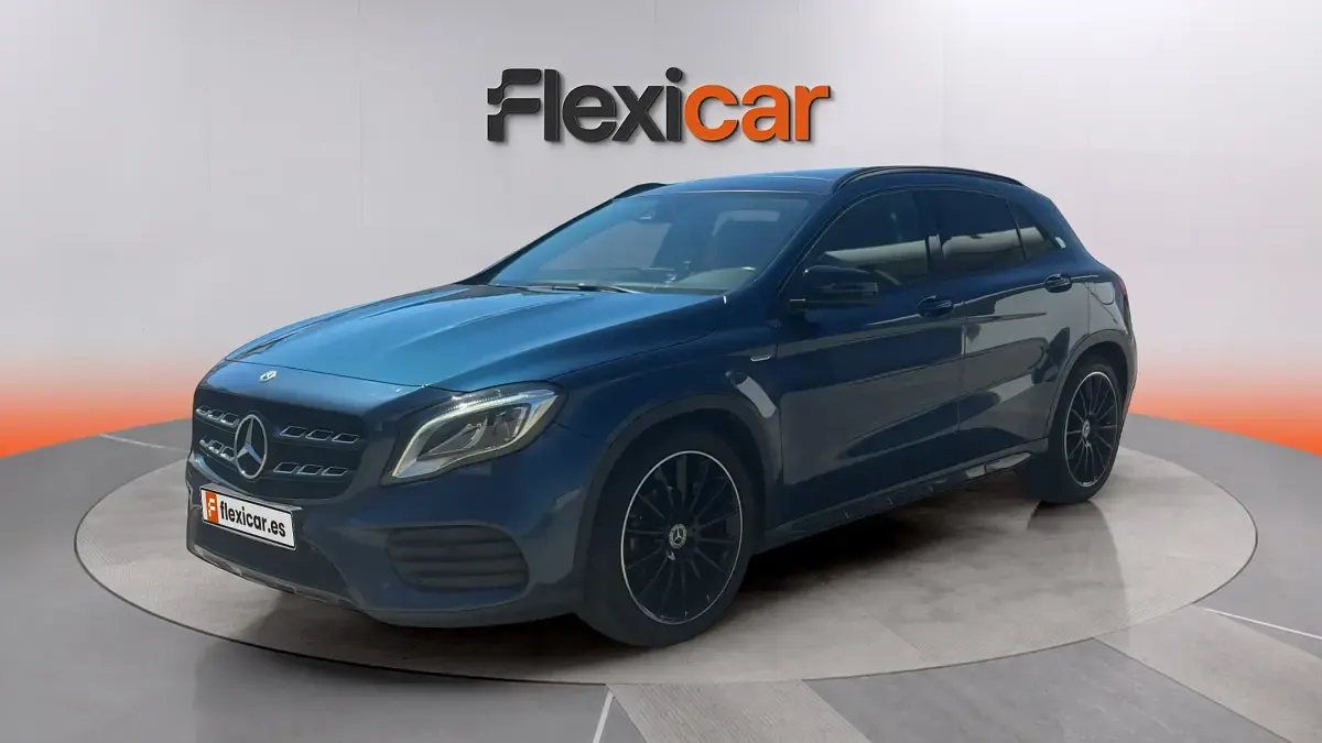Usado Mercedes GLA200 156 CV (114 kW) 2020 Azul SUV