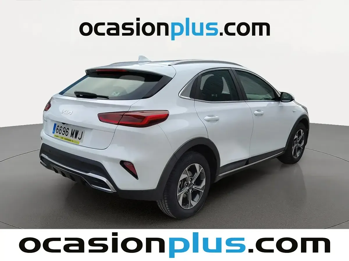 Usado Kia XCeed 100 CV (73 kW) 2024 Blanco SUV