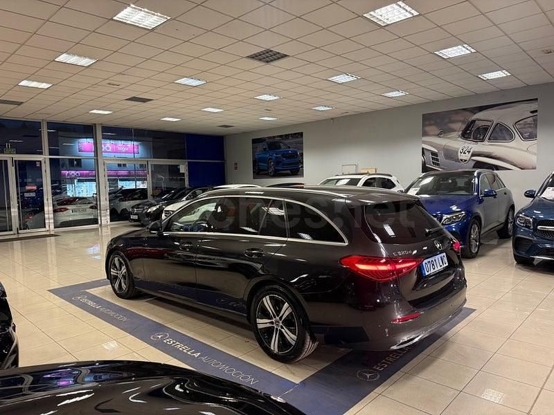 Używany Mercedes C220 200 KM (147 kW) 2022 Szary Kombi