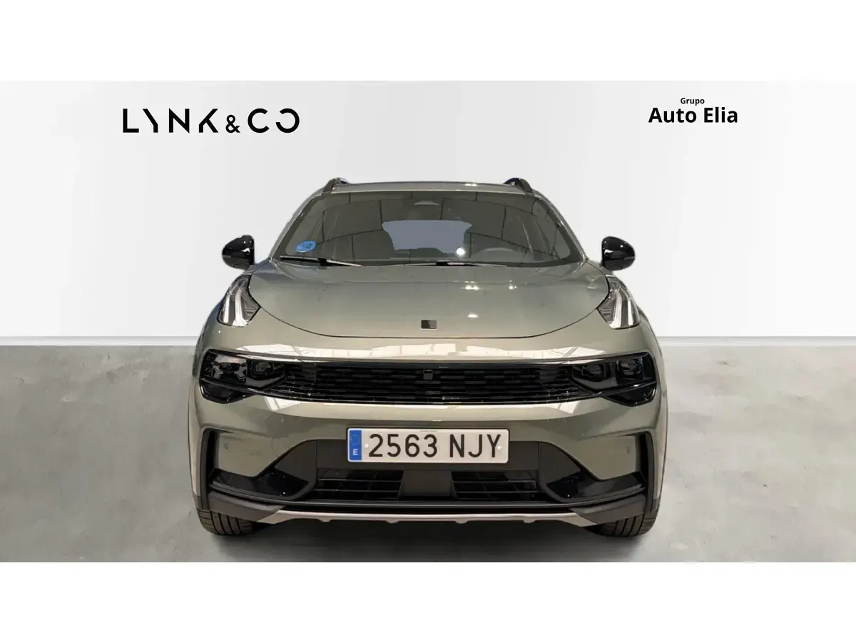 Usado Lynk & Co 01 276 CV (202 kW) 2026 Verde SUV