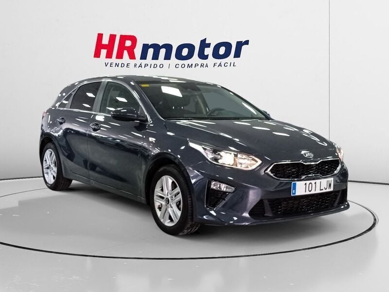 Azul Usado 2020 Kia Ceed Berlina | 15.490 € (Precio justo) - Imagen 1/4