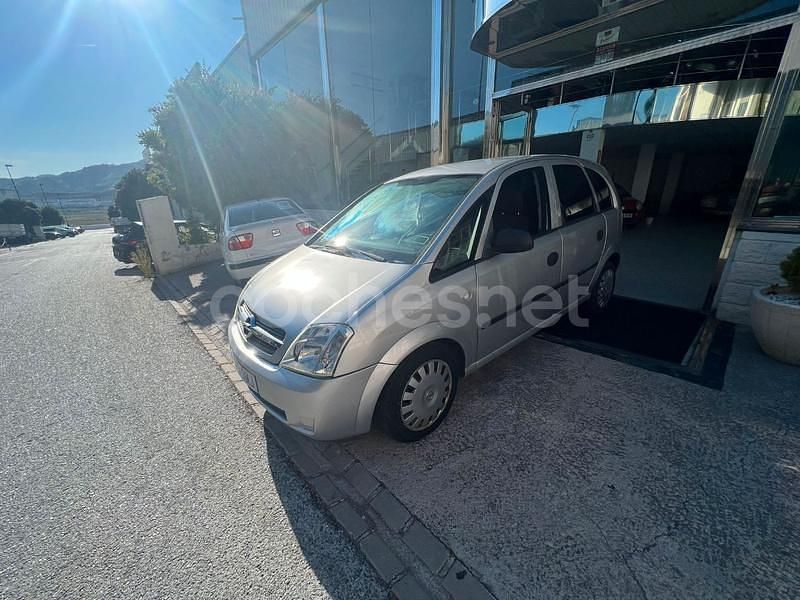 Gris / plata Usado 2005 Opel Meriva Enjoy Monovolumen | 3700 € (Precio justo) - Imagen 1/4