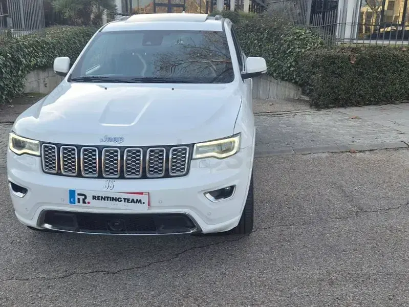 Usado Jeep Grand Cherokee Overland 250 CV (183 kW) 2020 Blanco SUV