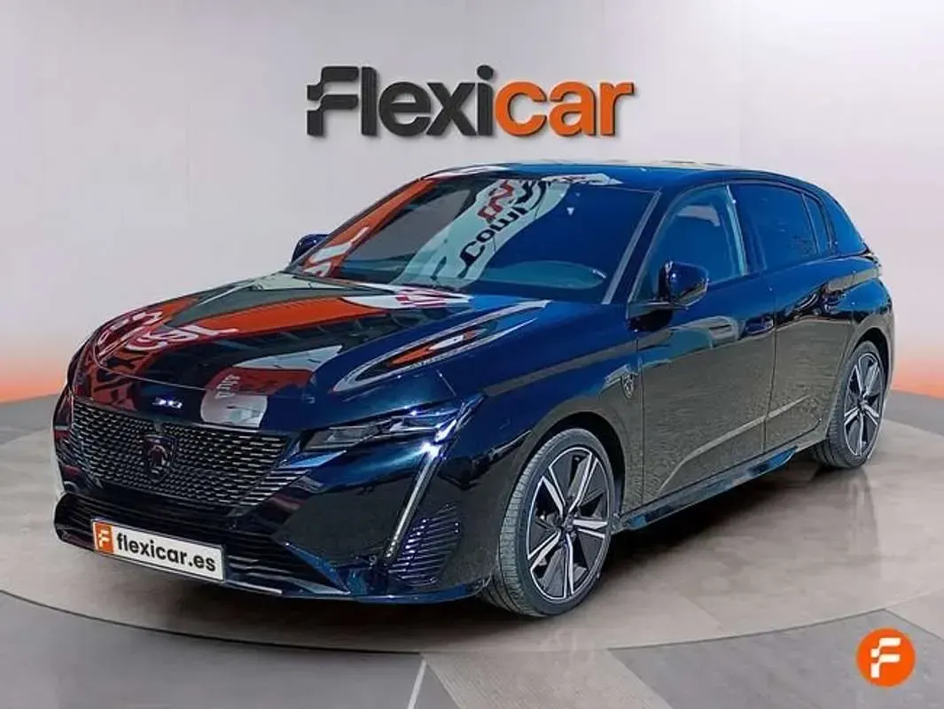 Usado Peugeot 308 GT 131 CV (96 kW) 2023 Negro Utilitario