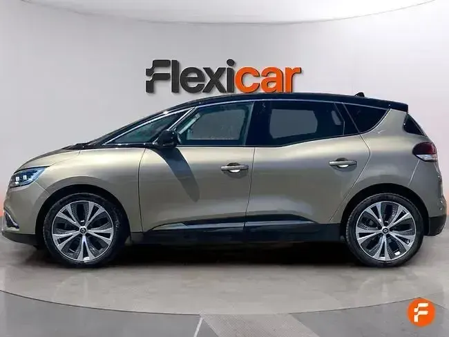 Usado Renault Scénic III Zen 130 CV (95 kW) 2017 Amarillo Monovolumen