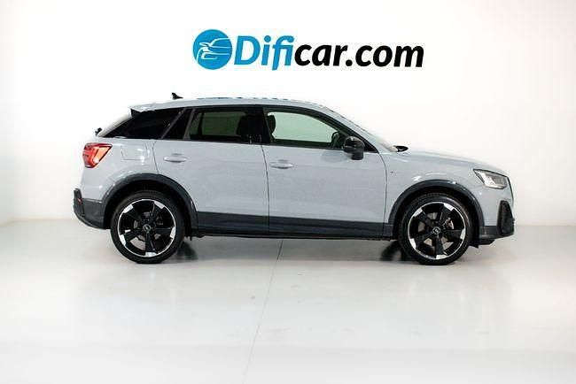 Usado Audi Q2 S-Line 150 CV (110 kW) 2022 Gris SUV
