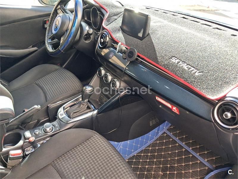 Negro Usado 2018 Mazda 2 Berlina | 8500 € (Buen precio) - Imagen 1/4