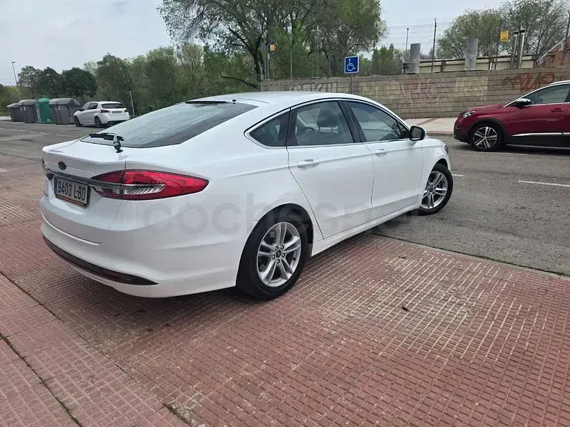 Usado Ford Mondeo Titanium 165 CV (121 kW) 2019 Blanco Berlina
