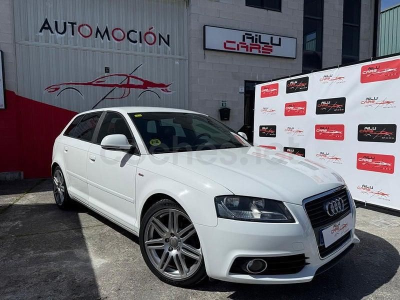 Usado Audi A3 Attraction 140 CV (102 kW) 2010 Blanco Utilitario