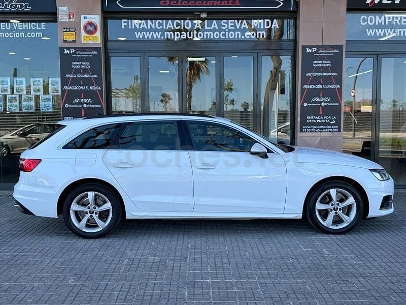 Usado Audi A4 Advanced Plus 163 CV (119 kW) 2022 Blanco Familiar
