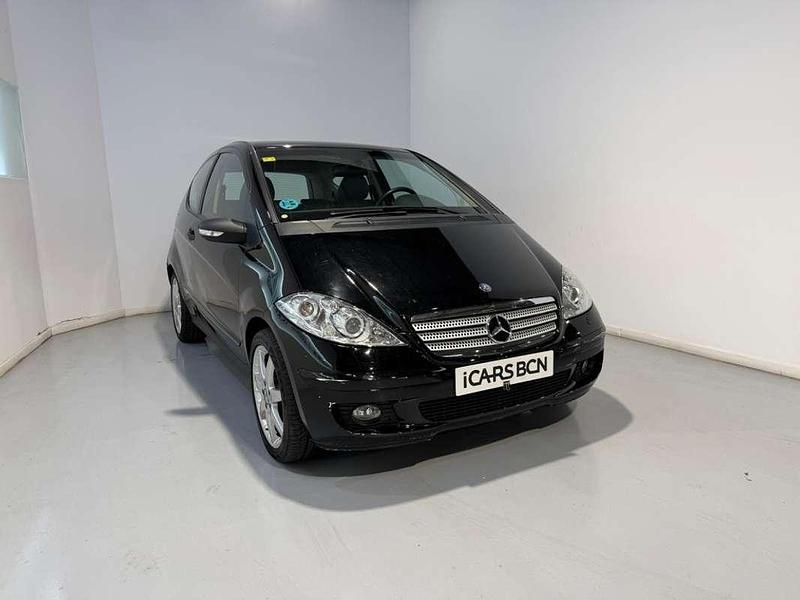 Usado Mercedes A150 Avantgarde 95 CV (69 kW) 2007 Azul Utilitario