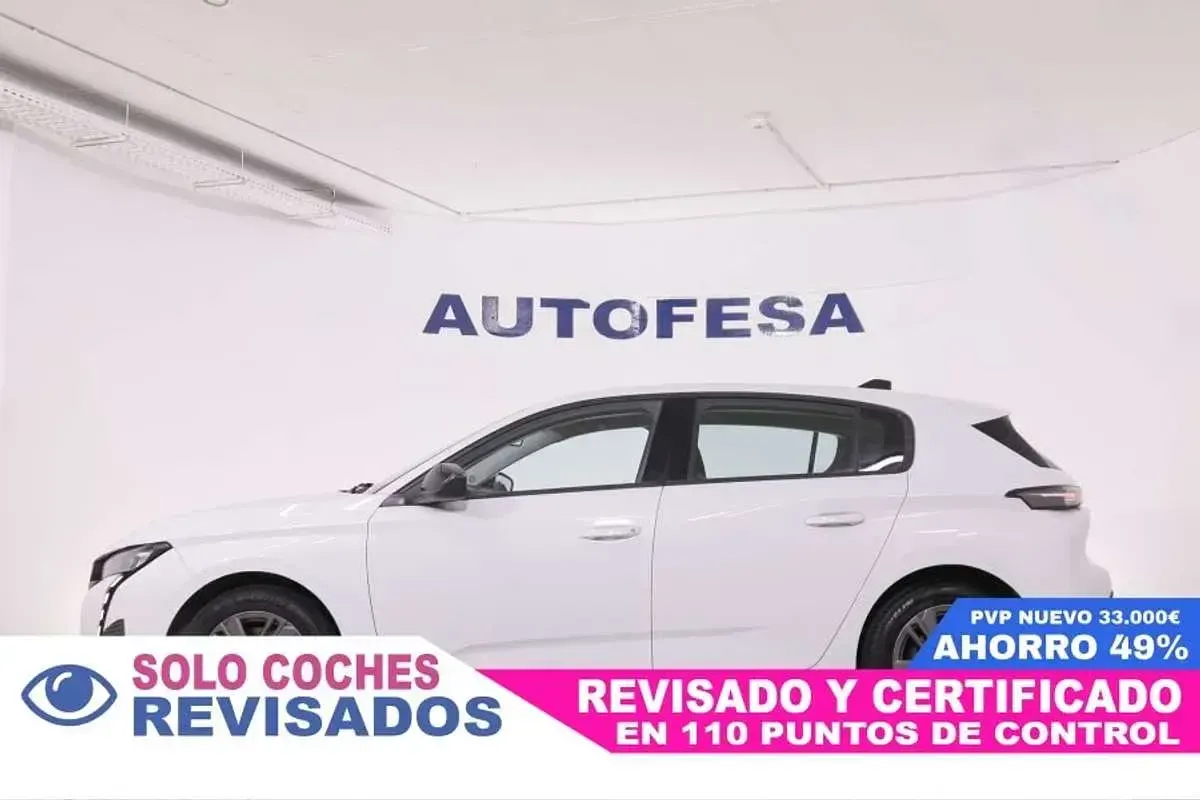 Usado Peugeot 308 Active 131 CV (96 kW) 2024 Blanco Berlina