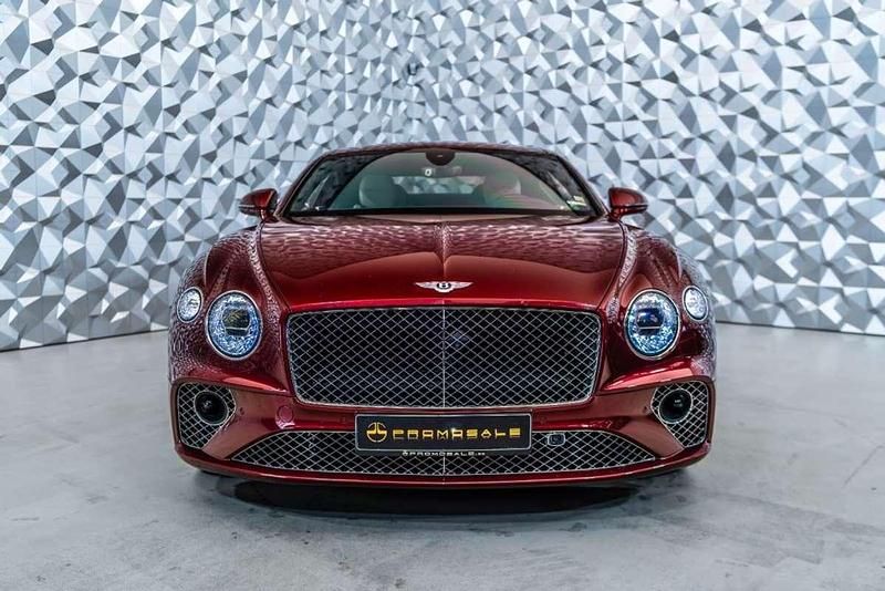 Usado Bentley Continental GT 635 CV (467 kW) 2018 Rojo Coupe