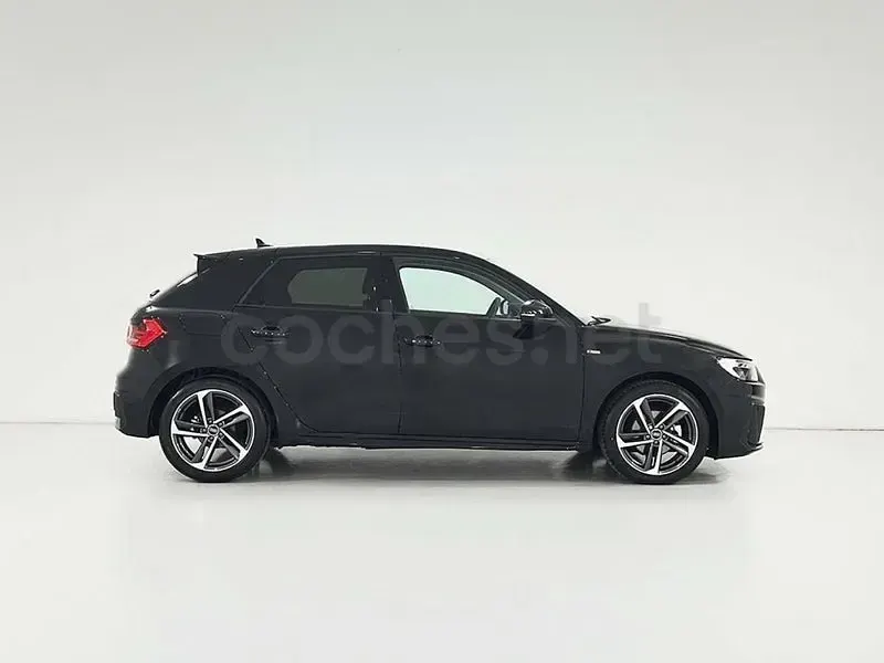 Usado Audi A1 Sportback Black Edition 116 CV (85 kW) 2025 Negro Utilitario