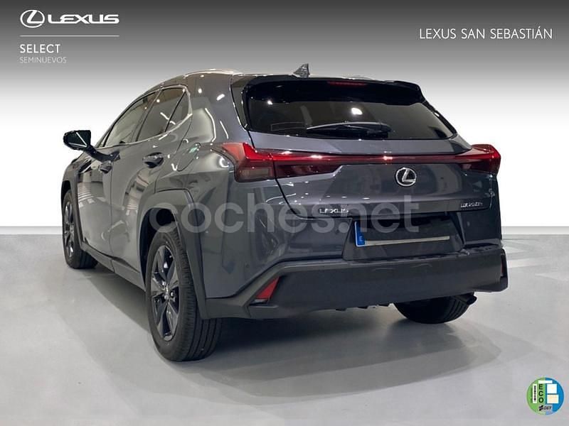 Usado Lexus UX 199 CV (146 kW) 2025 Gris / plata SUV