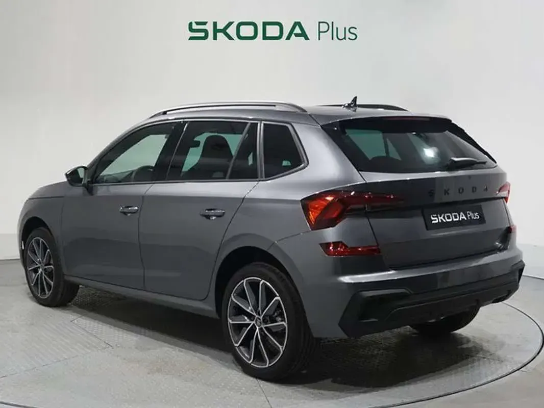 Nuevo Skoda Kamiq Selection 116 CV (85 kW) 2026 Gris SUV