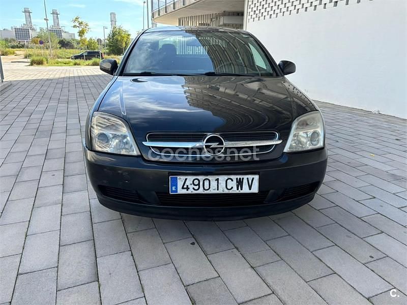 Negro Usado 2004 Opel Vectra Essentia Berlina | 1999 € (Buen precio) - Imagen 1/4