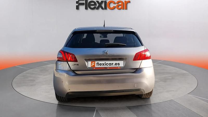Usado Peugeot 308 Style 131 CV (96 kW) 2020 Gris Utilitario