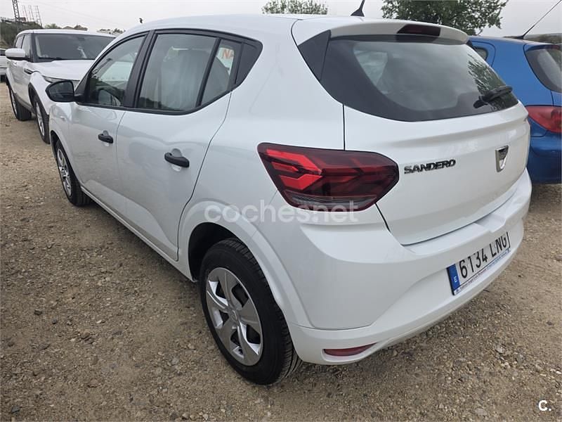 Usado Dacia Sandero Essentiel 91 CV (66 kW) 2021 Blanco Berlina