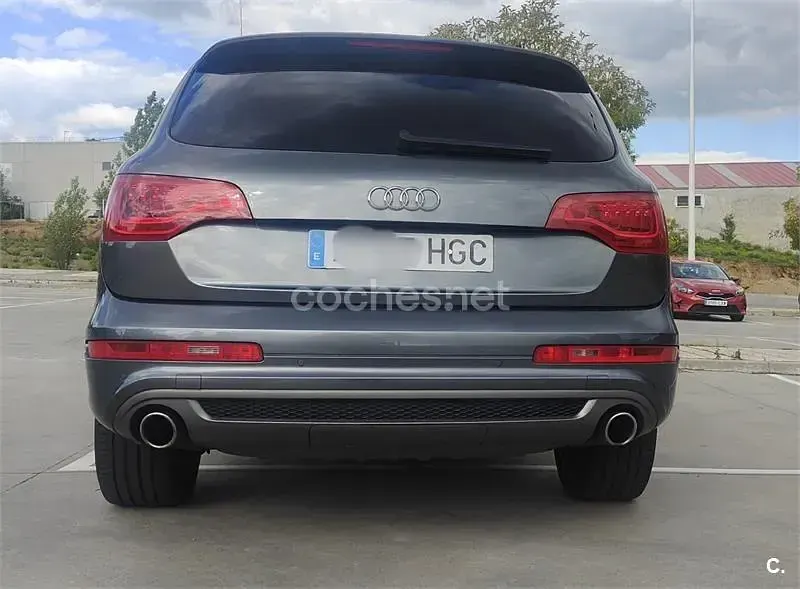 Usado Audi Q7 Ambition 245 CV (180 kW) 2011 Gris / plata SUV